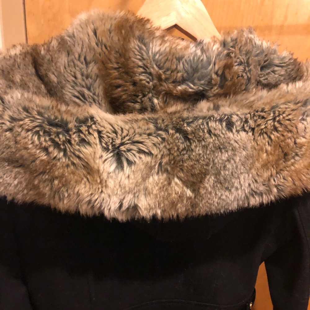 Coat - Picture 4 of 7